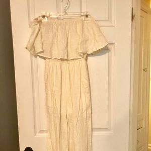 Audrey 3+1 Linen jumpsuit.